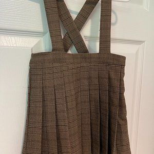Lillegs Pleated dress with suspenders